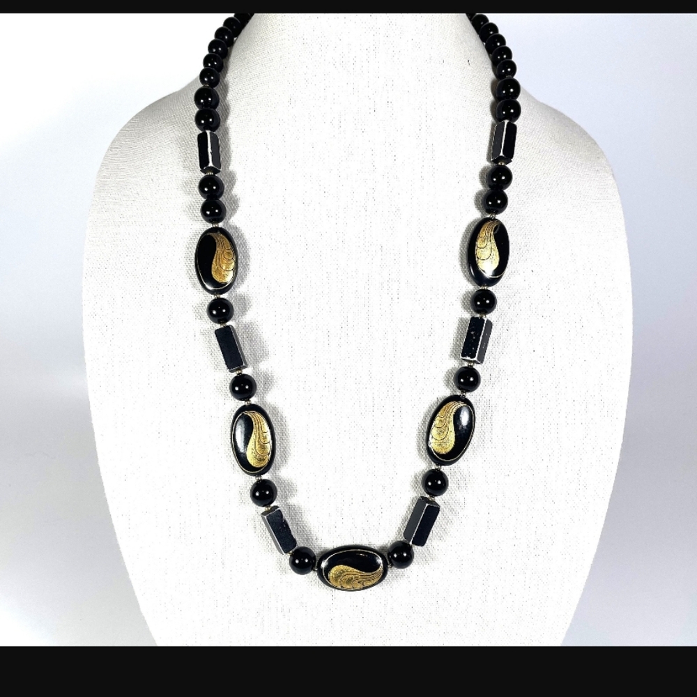 Japanese Hand Painted Bead Necklace